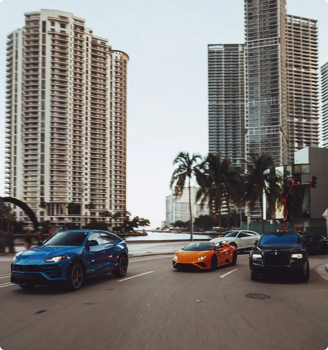 Luxury-supercar-rental-in-miami (1)