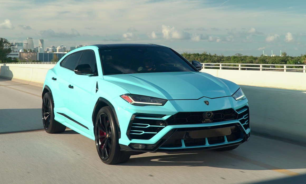 Lamborghini Urus Celeste 2023